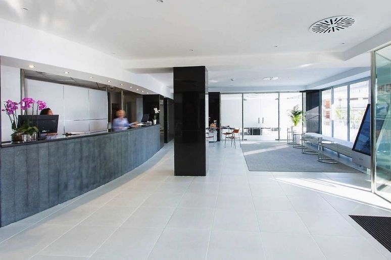 Reverence Life Hotel 2