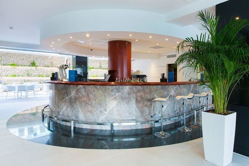 Reverence Life Hotel 3
