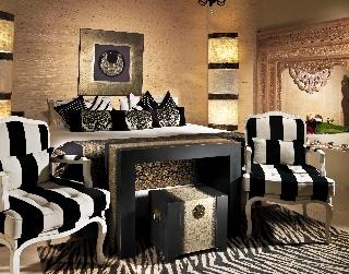 Royal Garden Villas