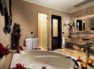 Royal Garden Villas 4