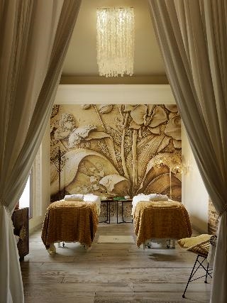 Royal River, Luxury Hotel - Adults Only 2