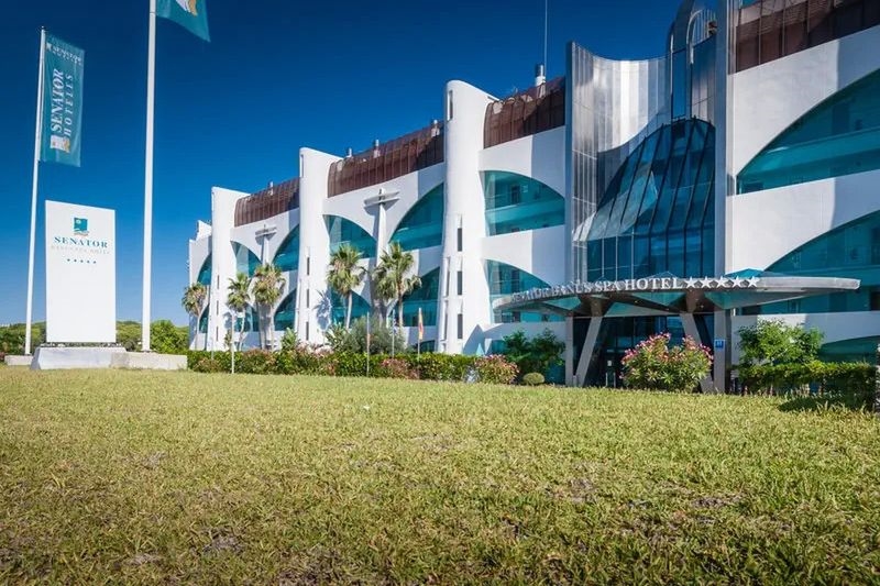 Senator Banus 5