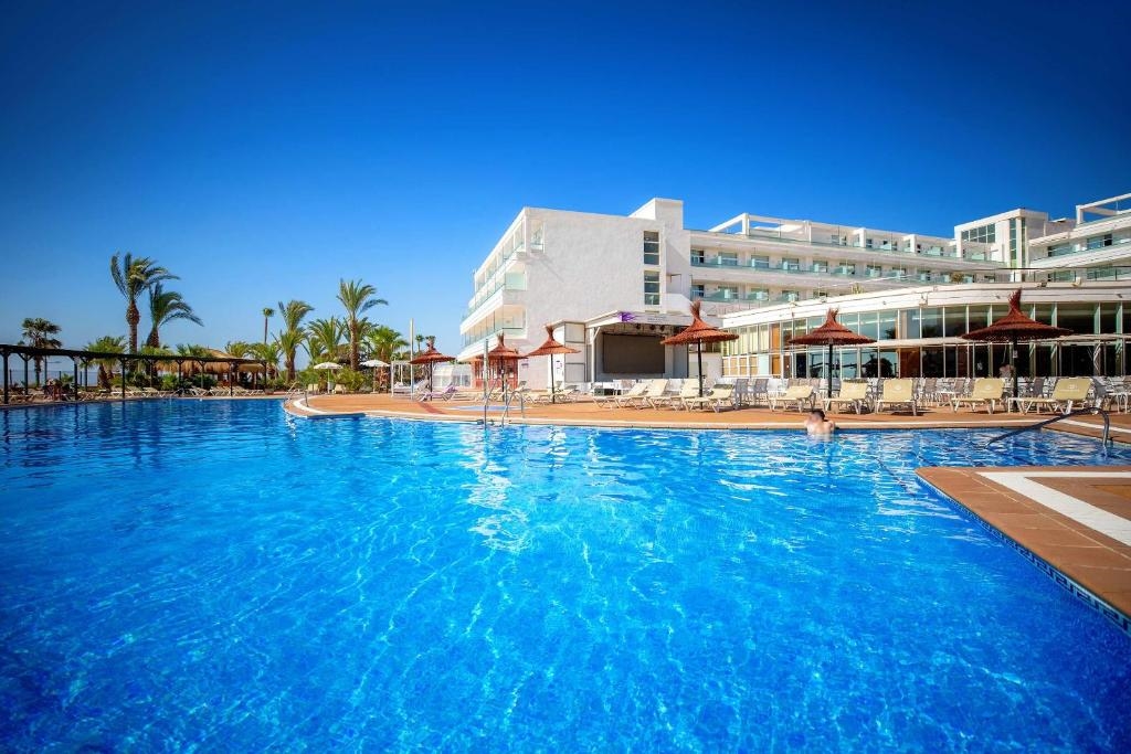 Servigroup Marina Playa 5