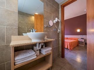 Tossa Beach Center 5