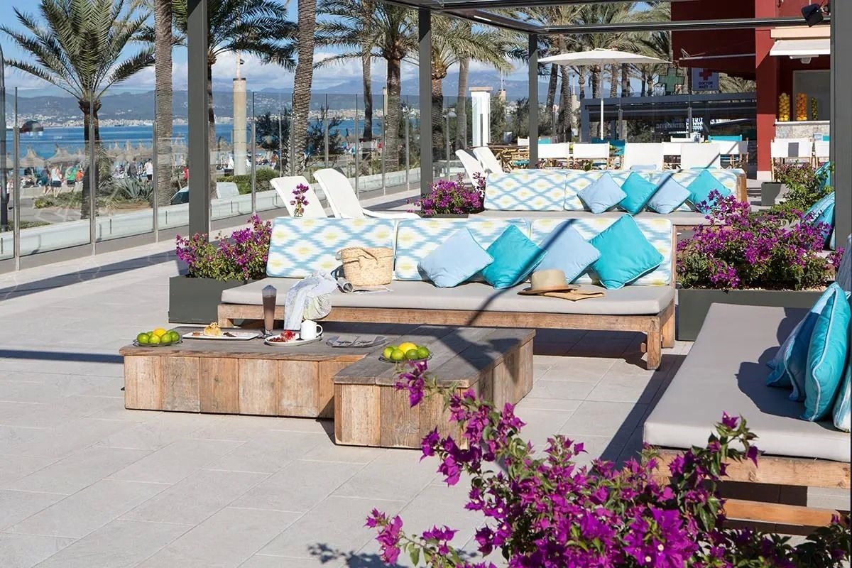 Universal Hotel Neptuno - Adults Only 4