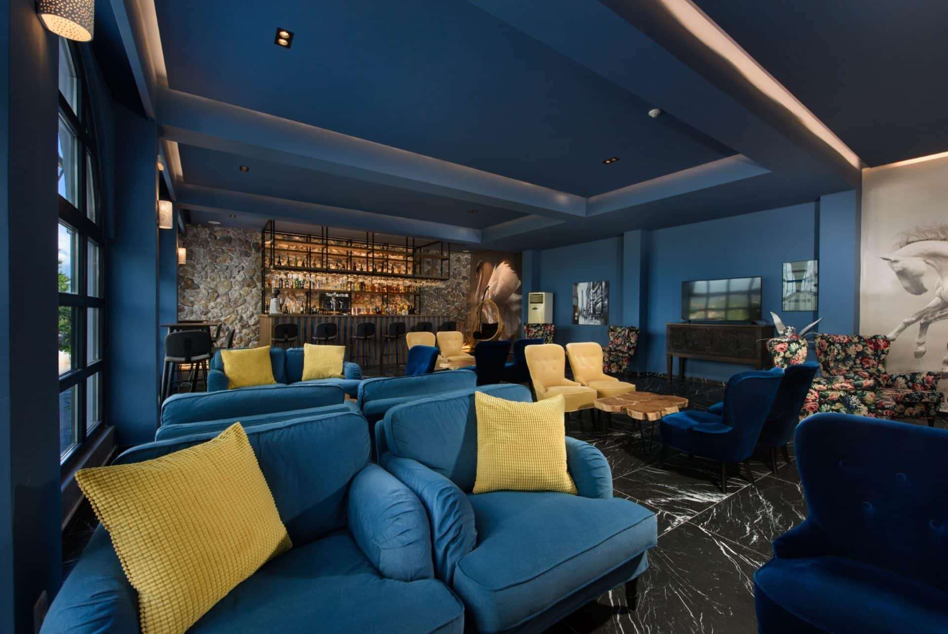 ROYAL GRAND HOTEL 5