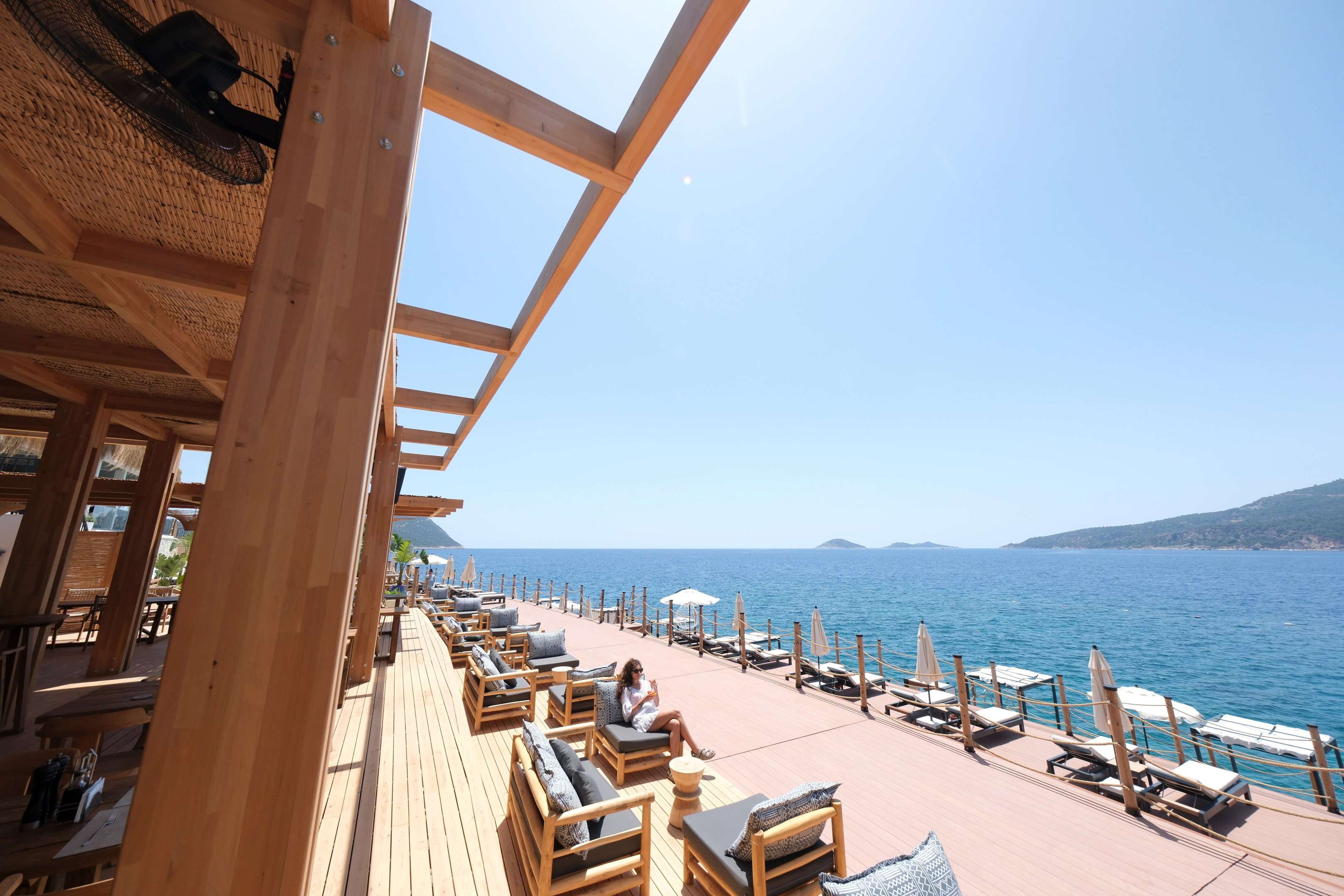 Lures Hotel