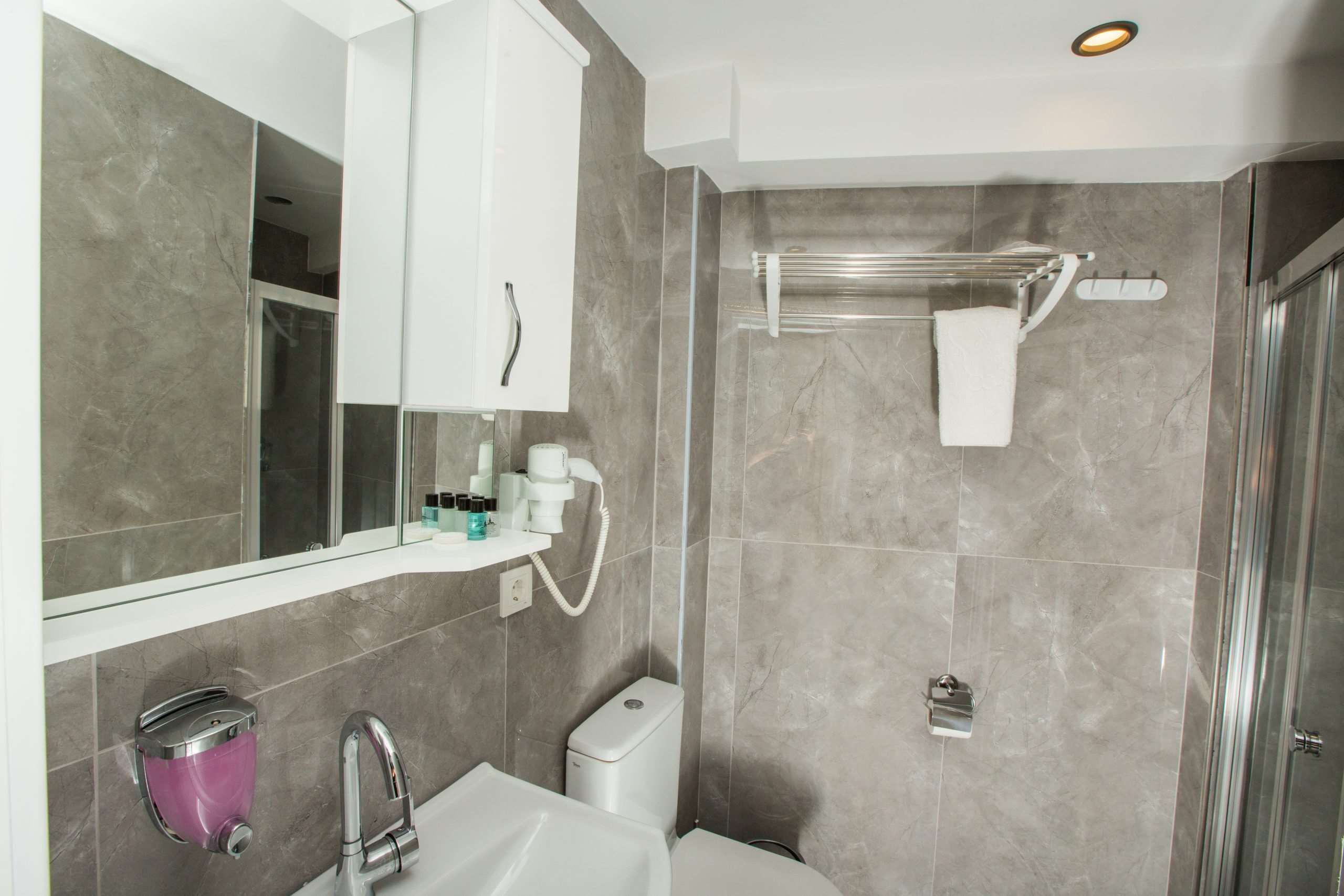 Atlantis Royal Hotel 3