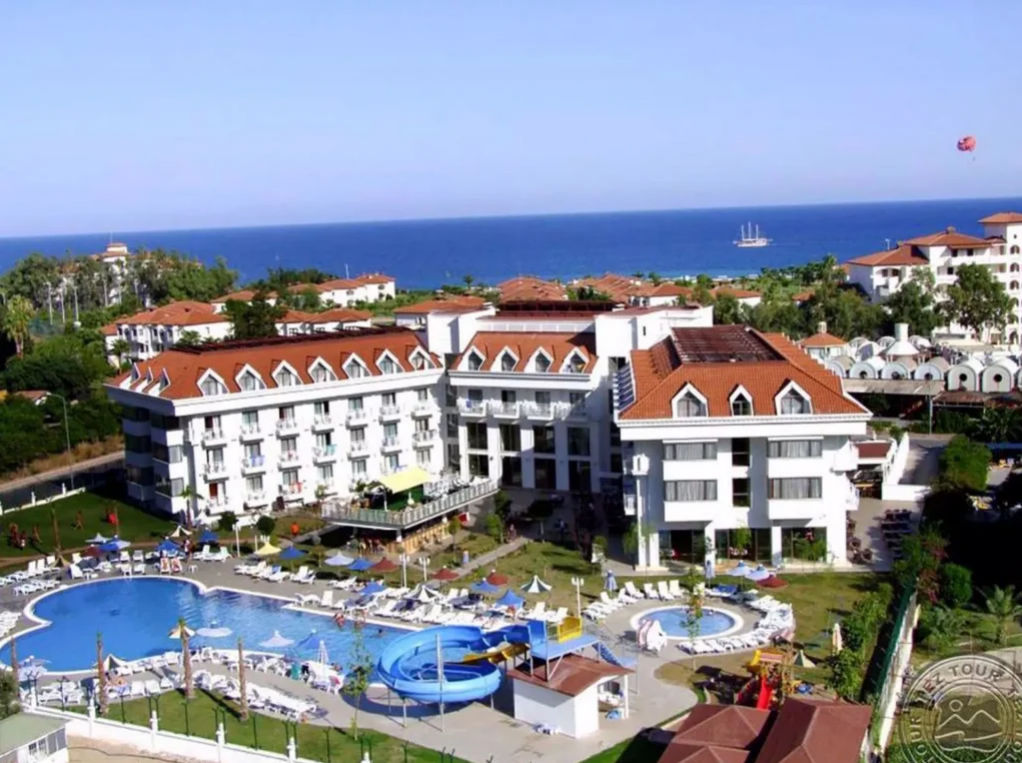 Grand Miramor Hotel