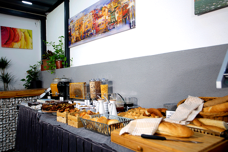 Almina Inn Hotel 4