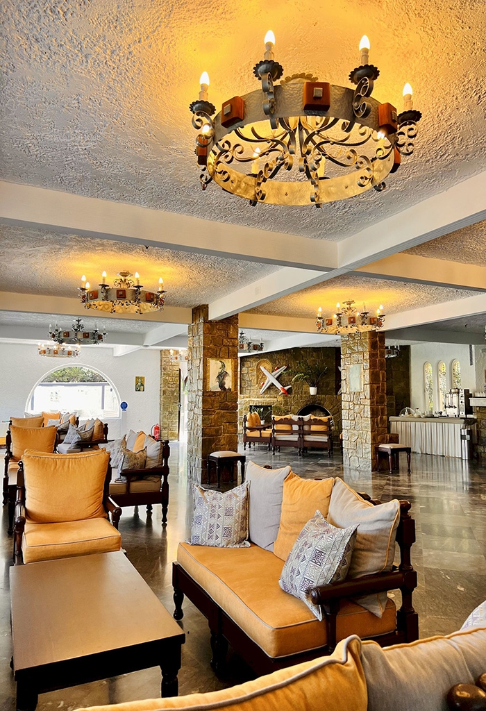 KARTEROS HOTEL 3