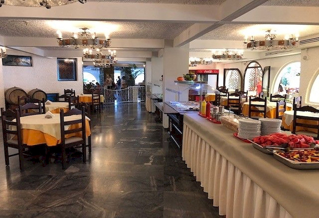 KARTEROS HOTEL 5