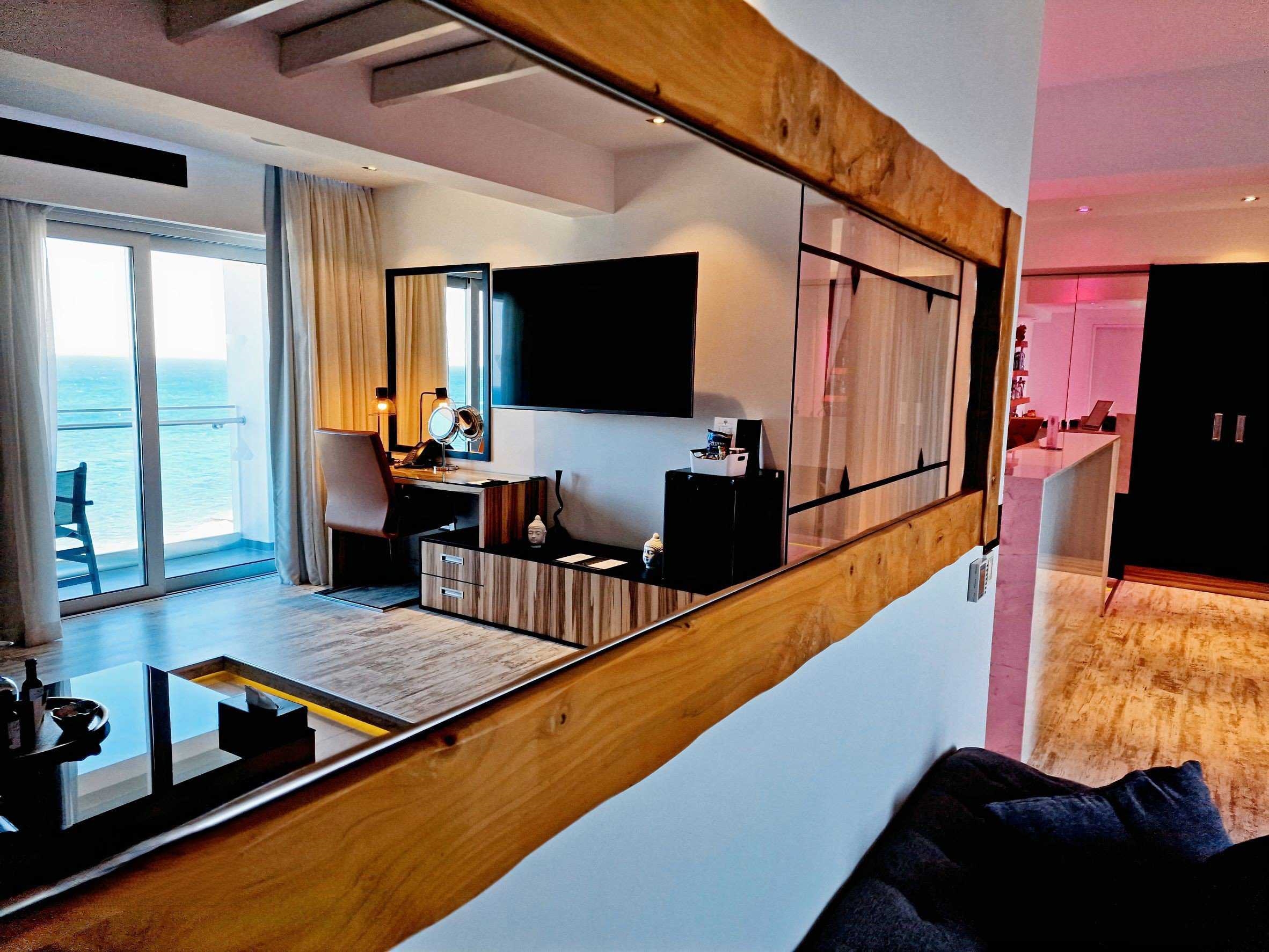 The Ciao Stelio Deluxe Hotel 5