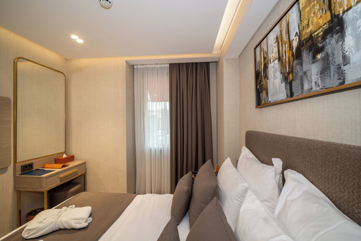 Rayeli?n Hotel Old Town 2