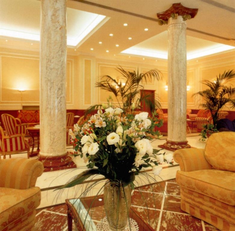 Andreola Central Hotel 5
