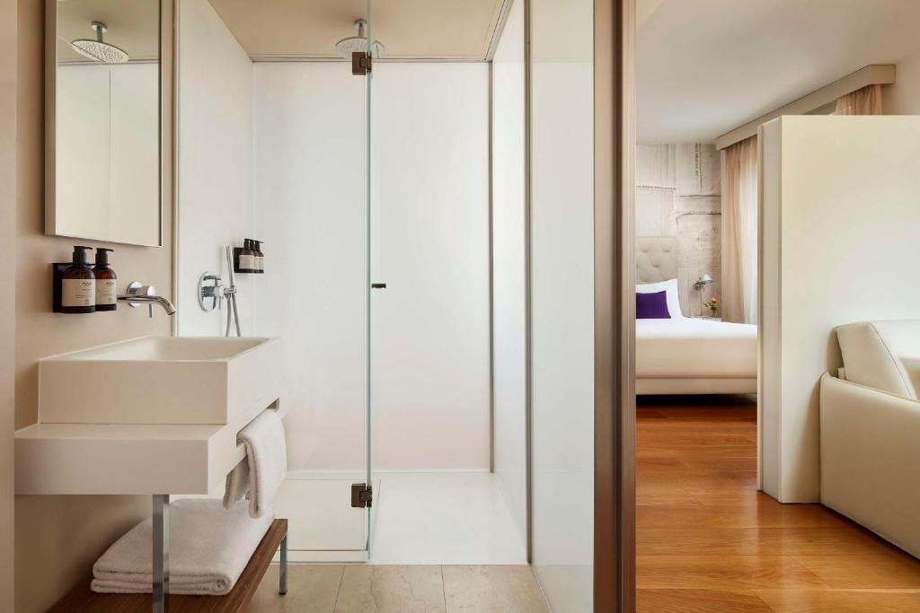 Avani Palazzo Moscova Milan Hotel -Previously NH 5
