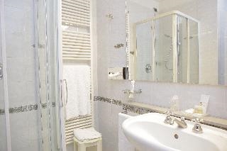 Bristol Hotel 2