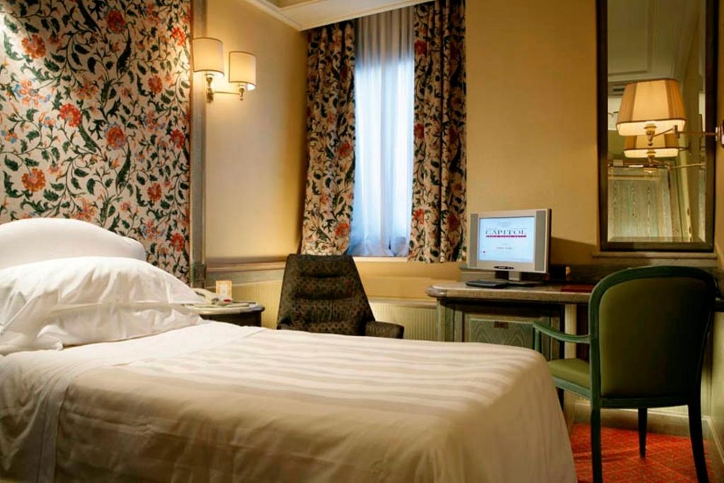 Hotel Capitol 2
