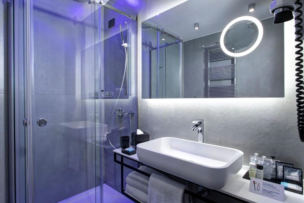 iQ Hotel Milano 4