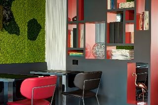 iQ Hotel Milano 4