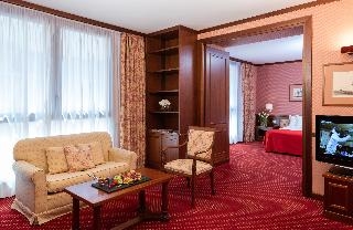 Leonardo Hotel Milan City Center 5