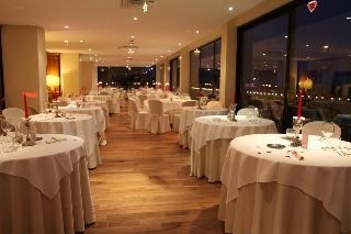 National Hotel 3
