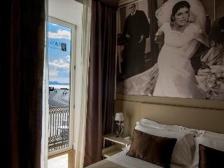Partenope Relais 5