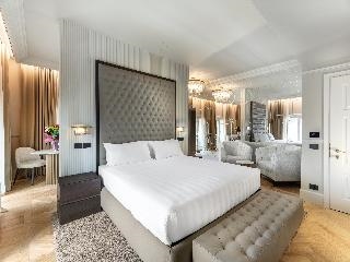 The Glamore Milano Duomo 4