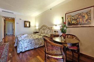 Villa Madrina Lovely and Dynamic Hotel 4