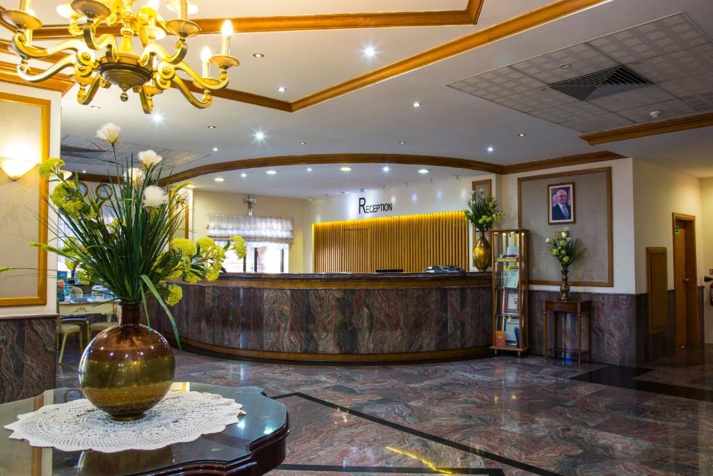 Canifor Hotel 2