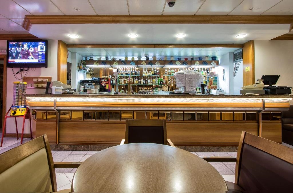 Canifor Hotel 4