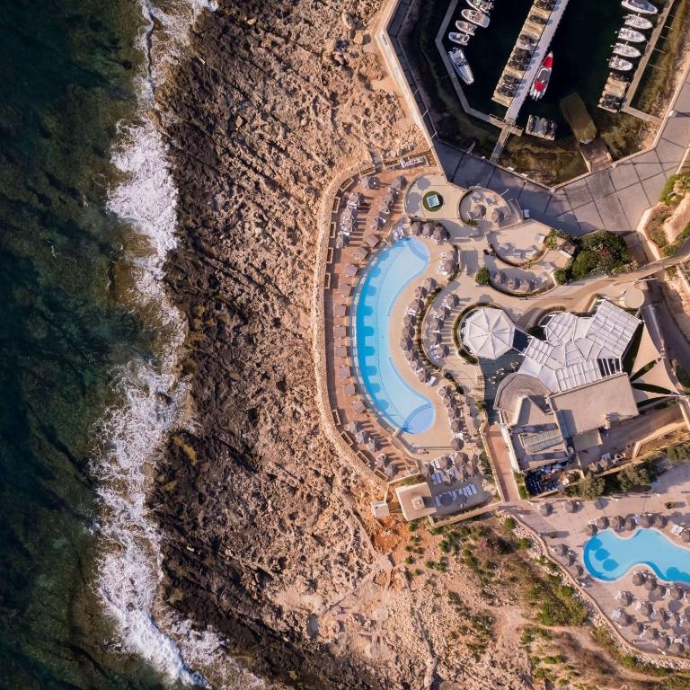 Hilton Malta 3