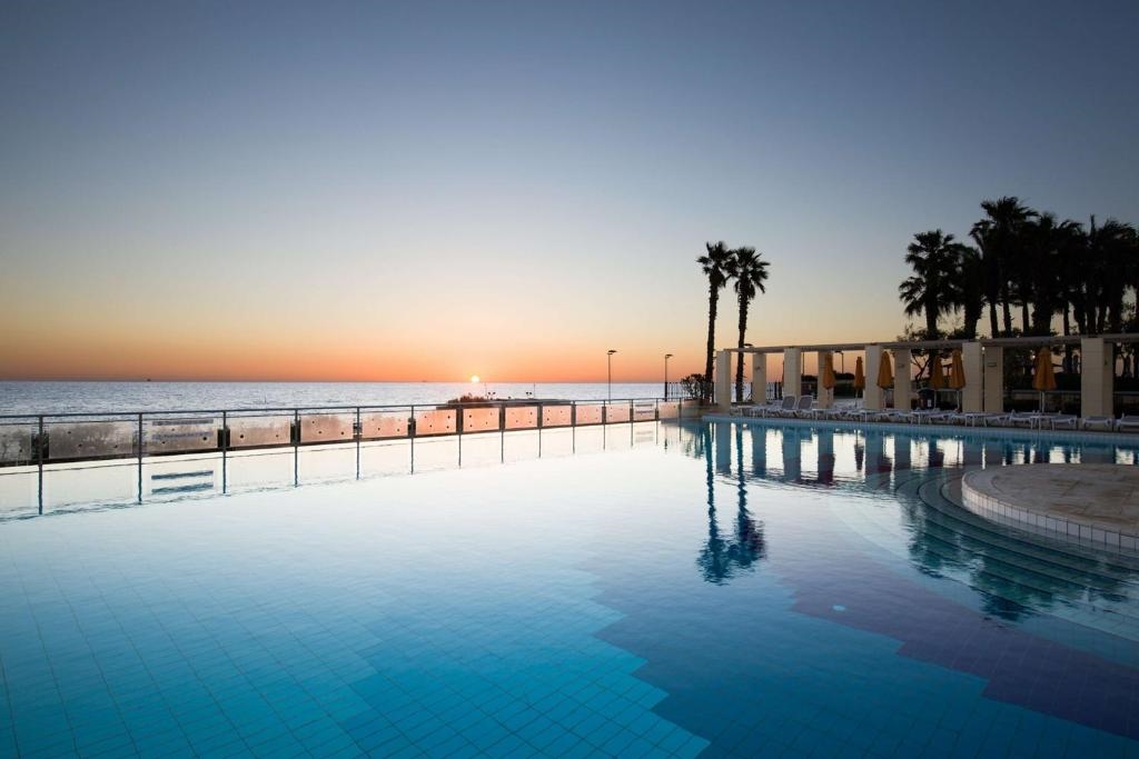 Hilton Malta 5