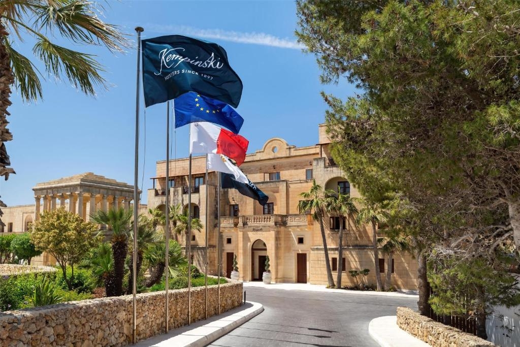 Kempinski Hotel San Lawrenz 2