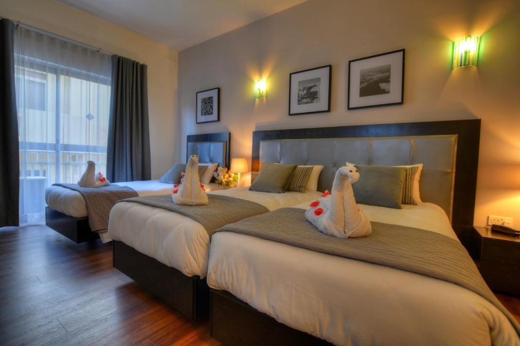 St. Julian's Bay Hotel 5