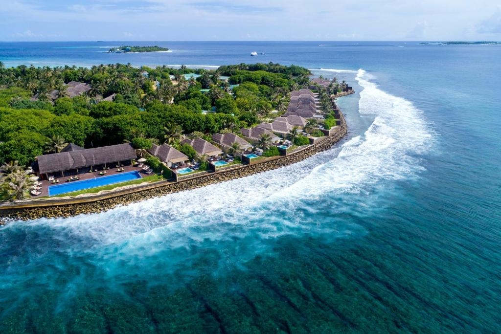 SHERATON MALDIVES FULL MOON RESORT & SPA 3