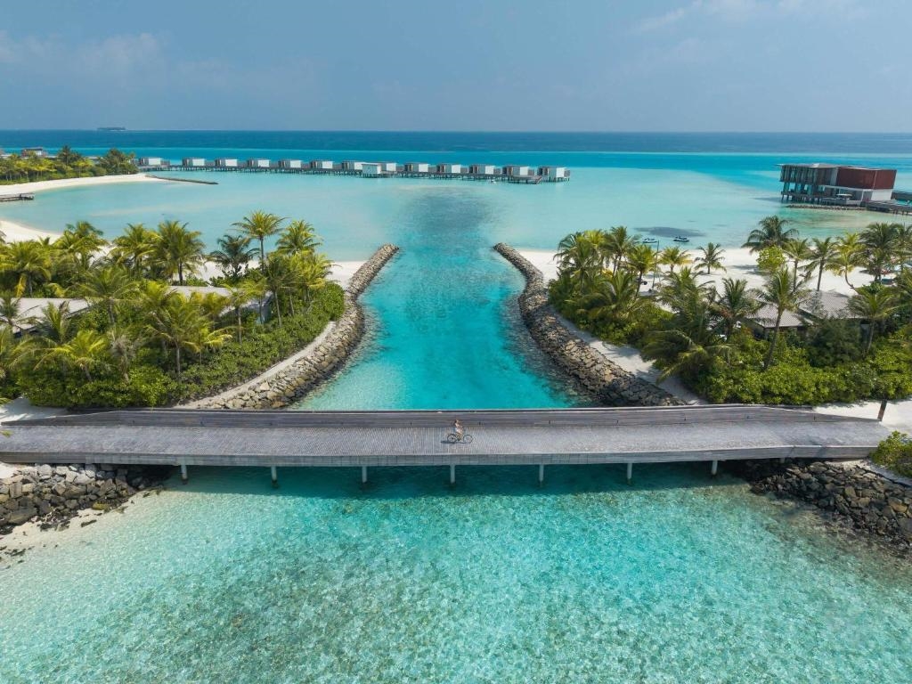 SO/ MALDIVES 2
