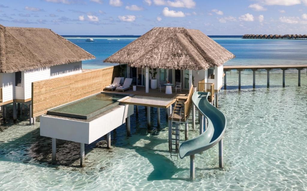 SUN SIYAM VILU REEF 4