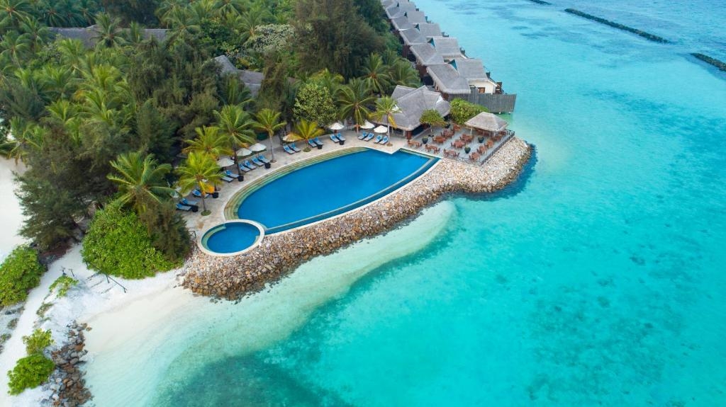 TAJ CORAL REEF RESORT & SPA 3