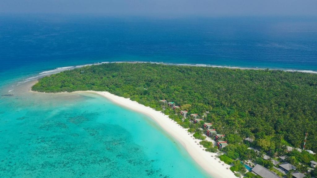THE BAREFOOT ECO HOTEL & VILLAS