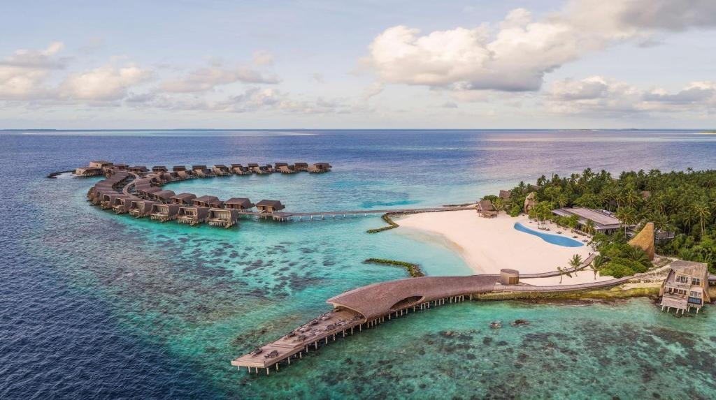 THE ST. REGIS MALDIVES