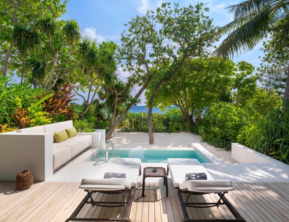 THE WESTIN MALDIVES MIRIANDHOO RESORT 2