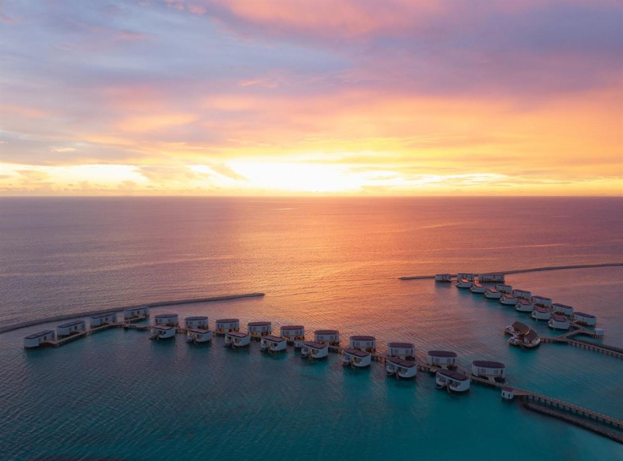 CENTARA GRAND LAGOON MALDIVES 2