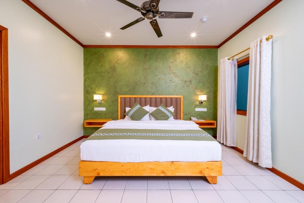 FIHALHOHI MALDIVES 2