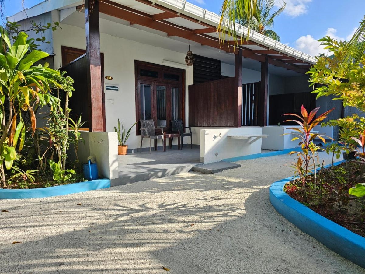 GARDEN ROOMS BY LAGOON VIEW 5