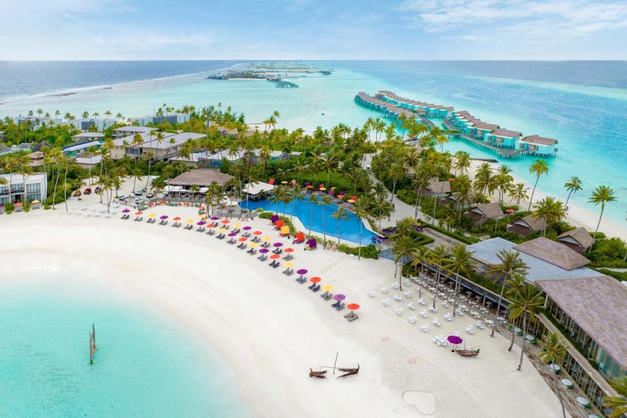 HARD ROCK HOTEL MALDIVES 2