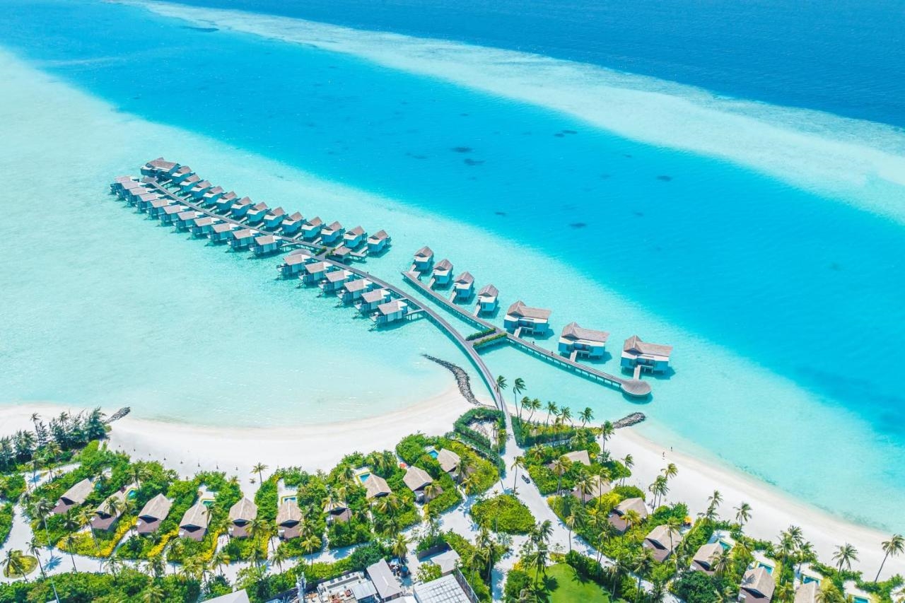 HARD ROCK HOTEL MALDIVES 3