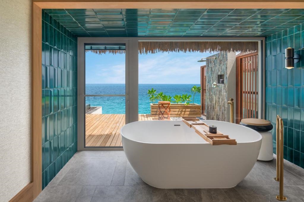 JW MARRIOTT KAAFU ATOLL ISLAND RESORT 5
