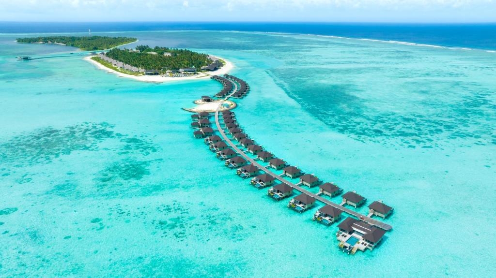 MADIFUSHI PRIVATE ISLAND 3