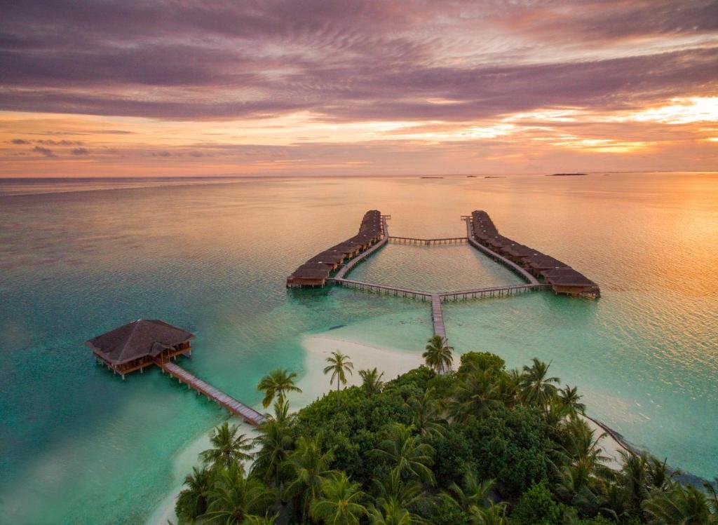 MEDHUFUSHI ISLAND RESORT 3